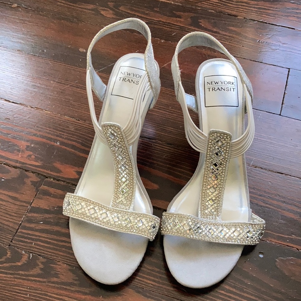 NEW size 8 wedge silver heel